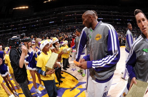 萨科自己就 萨科自己就